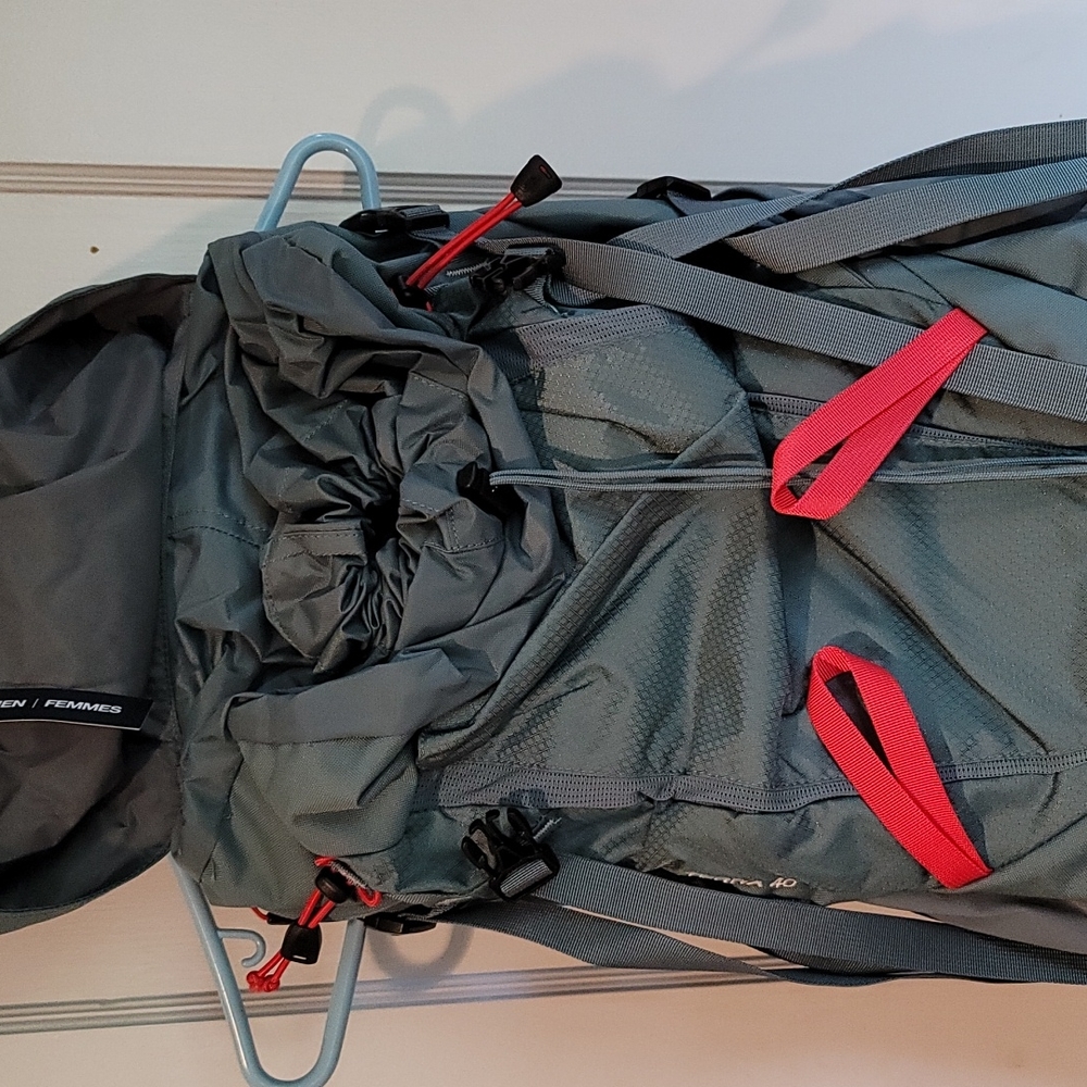 North face womens Terra 40 backpack - Picture 6 of 7